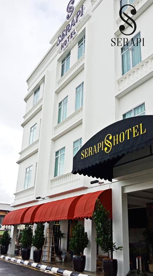 Serapi Hotel Kuching Exterior foto